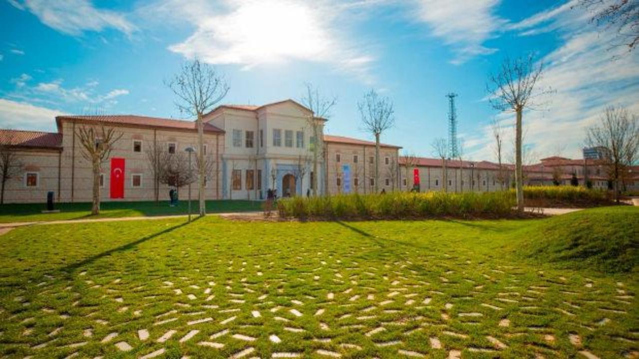 Rami K&uuml;t&uuml;phanesi d&uuml;nya birincisi oldu! 27 &uuml;lkeden rakiplerini geride bıraktı