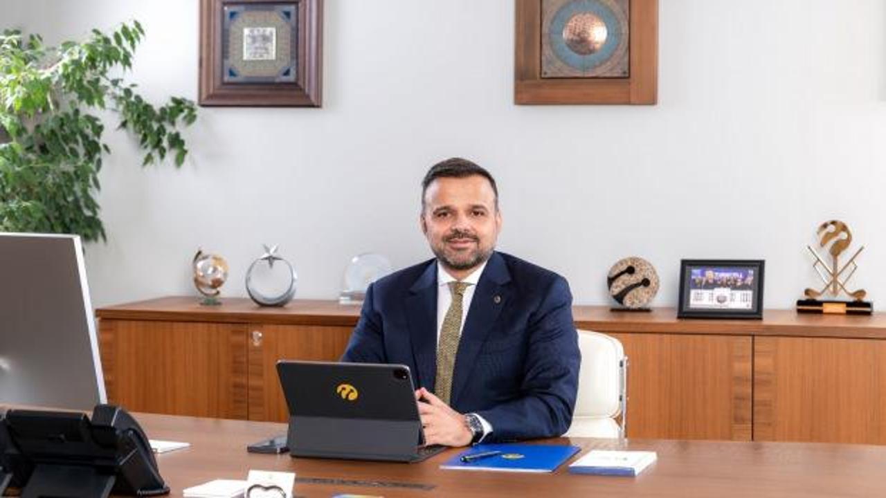 Turkcell'in yılın ikinci &ccedil;eyreğinde net karı 5,2 milyar lira oldu