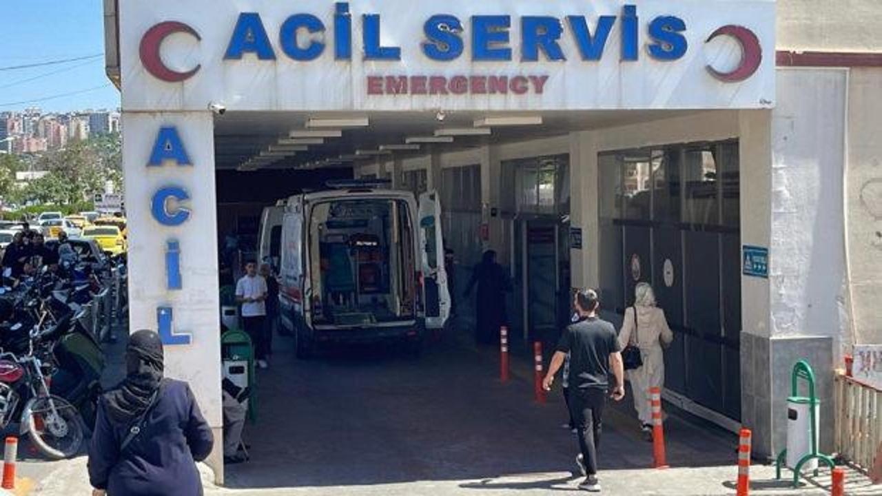 Yanan ara&ccedil;tan kadın cansız bedeni &ccedil;ıktı! 4 g&ouml;zaltılar var...