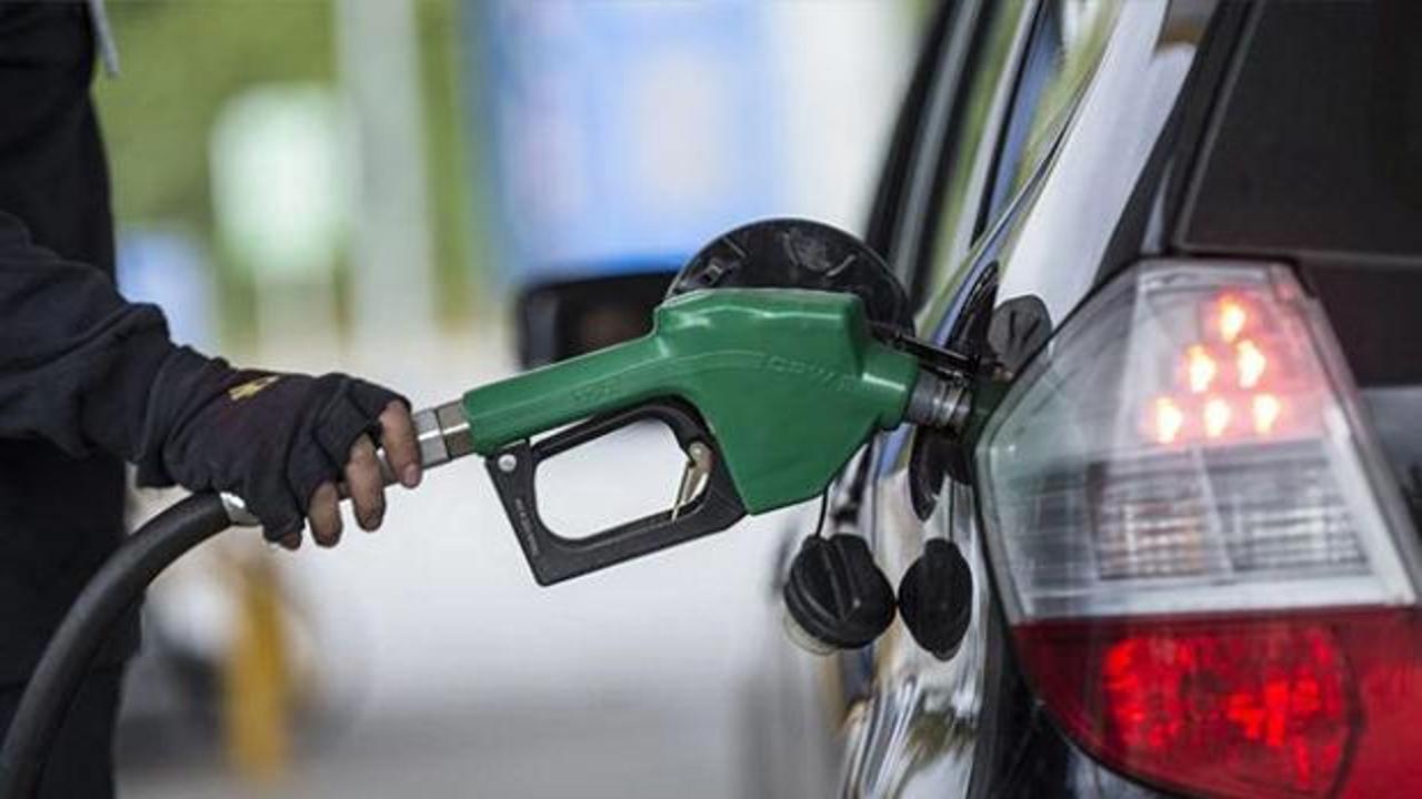 Akaryakıt fiyatları 20 Ağustos: Benzine ve motorine indirim gelecek mi?