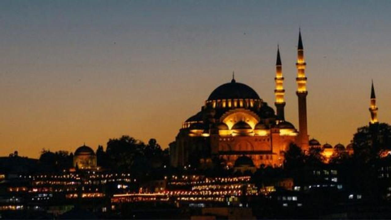 AKRA&rsquo;dan Mevlid Kandili ve Rebi&rsquo;&uuml;l-evvel ayına &ouml;zel yayınlar