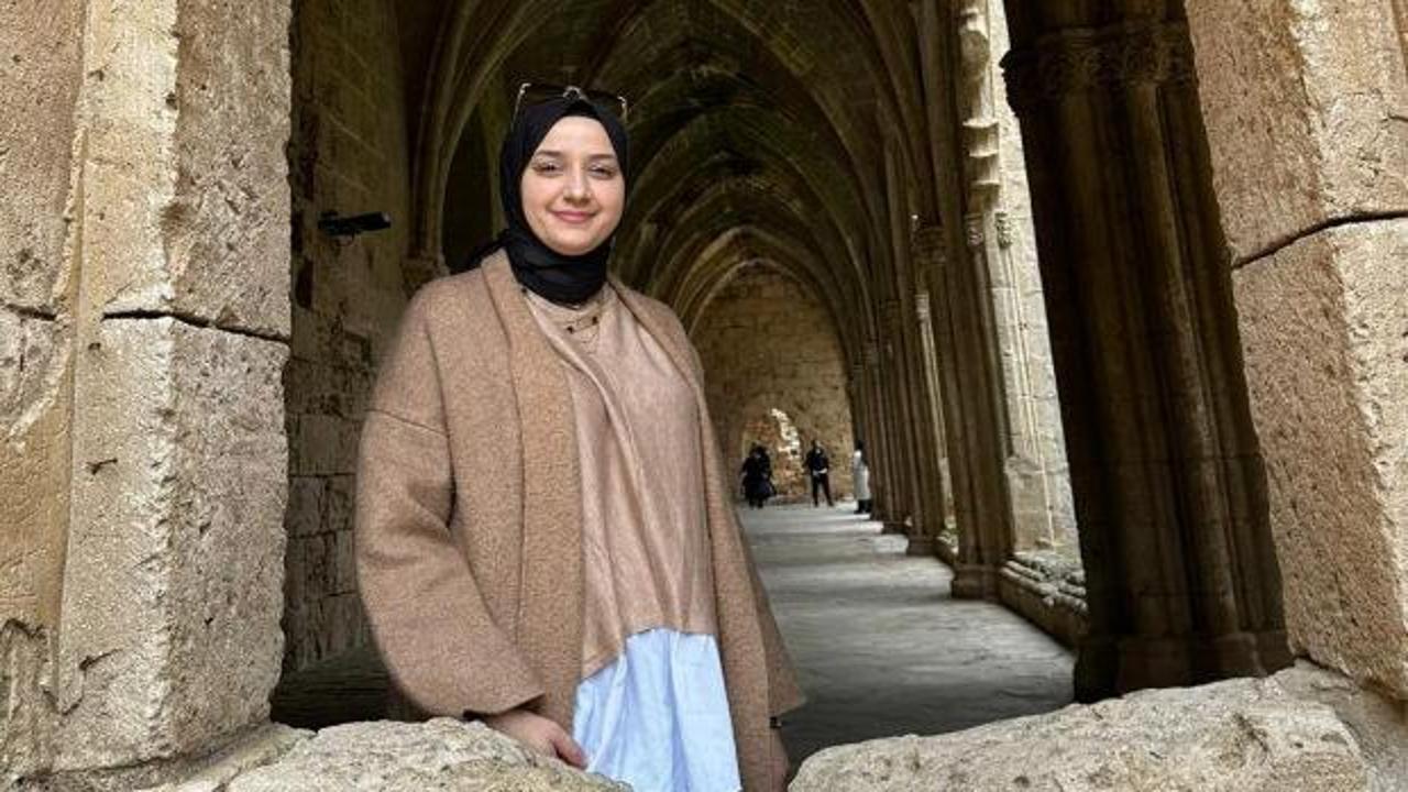 Balkondan d&uuml;ş&uuml;p &ouml;len Bedriye&rsquo;nin ablası: Kardeşimi katletti 