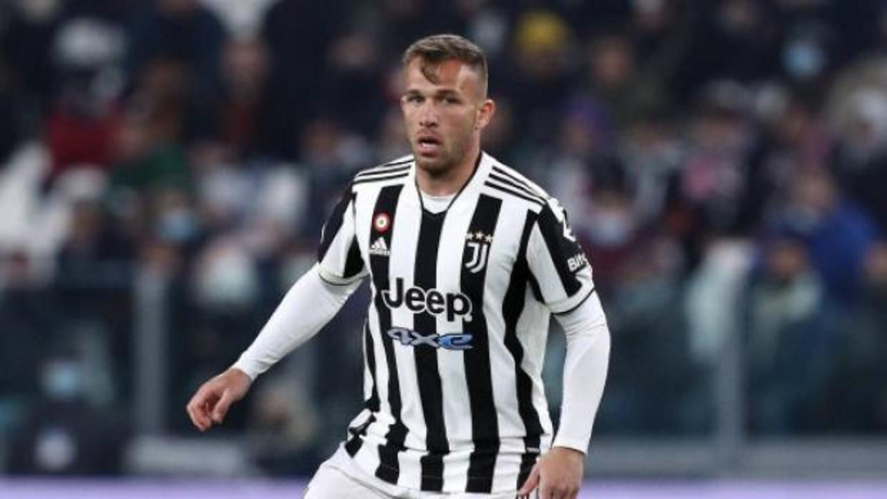 Juventus a&ccedil;ıkladı! Beşiktaş'a Arthur Melo m&uuml;jdesi