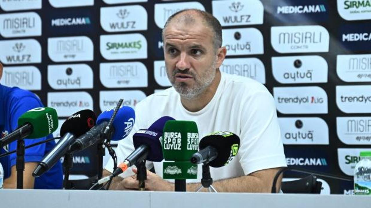 Bursaspor'un hocası ateş p&uuml;sk&uuml;rd&uuml;! "Eyyamcılık yaptı"