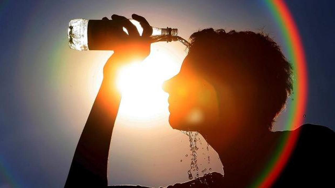 &Ccedil;ifte iklim felaketine hazır olun! T&uuml;rkiye'ye rekor sıcaklar geliyor