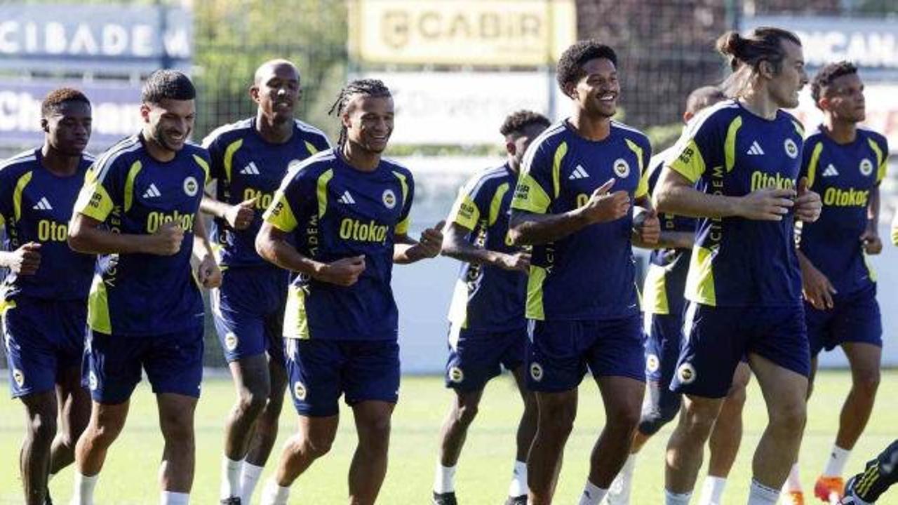 Fenerbahçe'nin Jayden Oosterwolde ile Roma'ya Transferi İçin Anlaşma Sağlandı