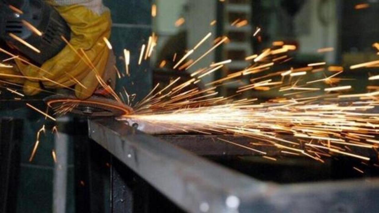 İngiltere'de bileşik PMI son 4 ayın en y&uuml;ksek seviyesini g&ouml;rd&uuml;