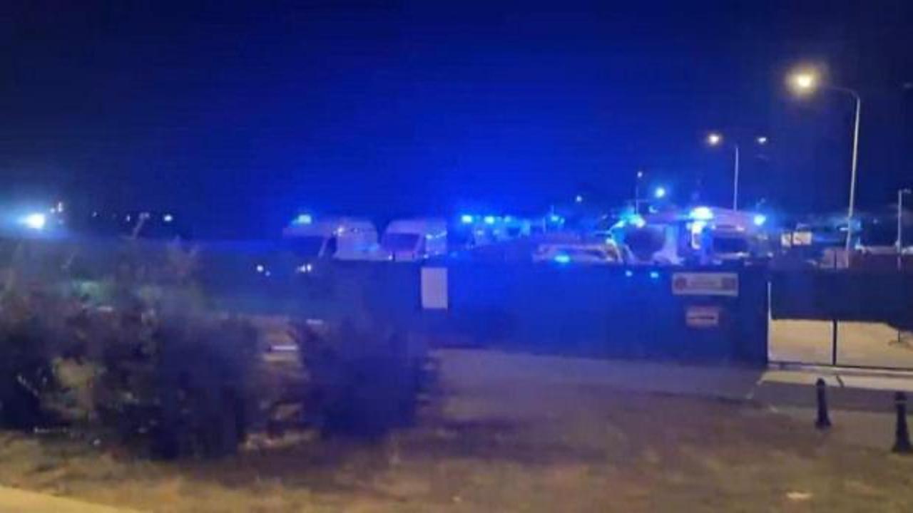 İstanbul Valiliği'nden a&ccedil;ıklama: Zeytinburnu a&ccedil;ıklarındaki gemiden yardım &ccedil;ağrısı