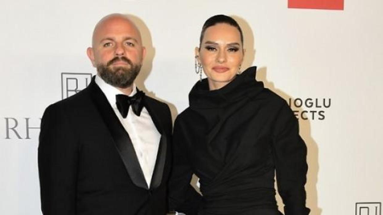 İzzet &Ouml;zilhan trafik kazası ge&ccedil;irdi: Acil ameliyata alındı! G&ouml;zler Yasemin Ergene'de...