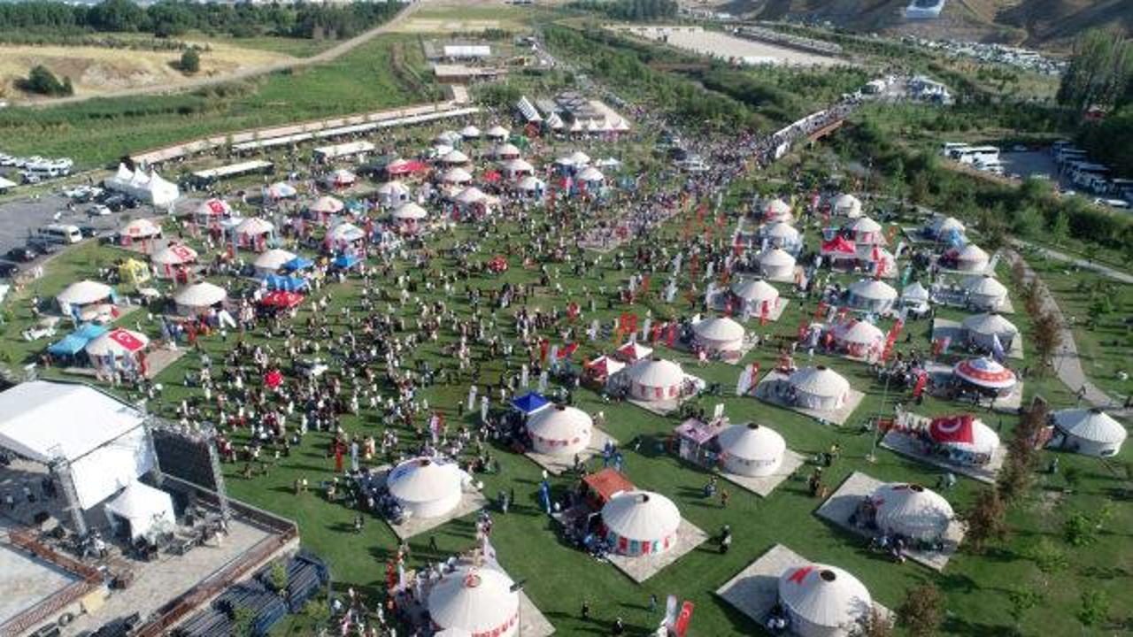 Malazgirt Zaferi&rsquo;nin 955. yıl d&ouml;n&uuml;m&uuml; Ahlat&rsquo;ta başladı! Tarihi miras yeniden canlandı