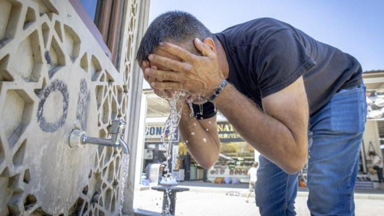 Ege ve Akdeniz'de yüksek sıcaklıklar, Doğu Karadeniz'de yerel yağış; Marmara ve Doğu Anadolu'da kuvvetli rüzgar uyarısı