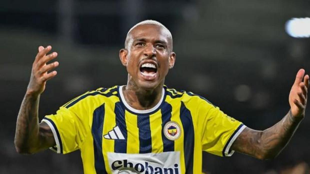 Talisca'dan merak uyandıran hareket! Yaptığı yorumu dakikalar i&ccedil;inde sildi