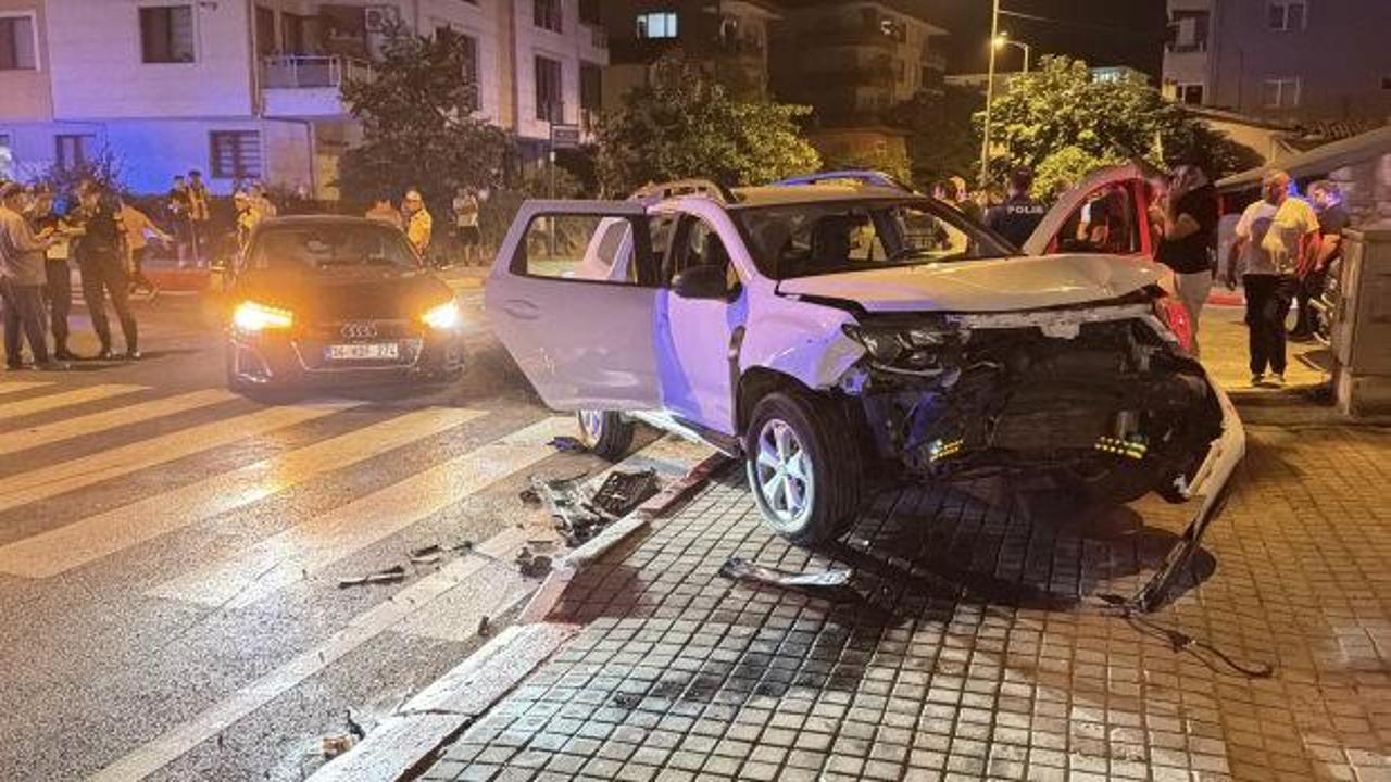 Bartın'da polis aracı kazaya karıştı: 2 polis yaralandı!