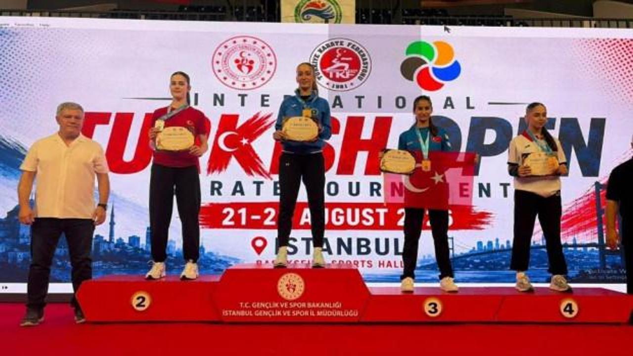 Bursa&rsquo;nın gen&ccedil; karatecisi şampiyon! Naz Kayadere&rsquo;den altın madalya