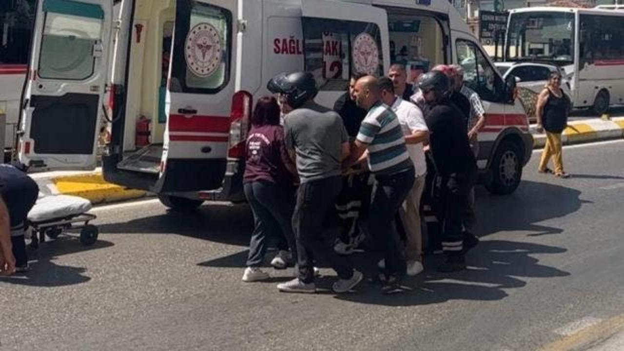 Edirne'de minib&uuml;s ile motosiklet &ccedil;arpıştı: 1 yaralı
