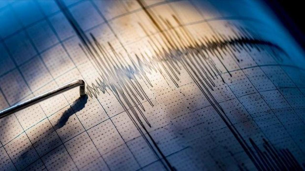 Ege Denizi'nde 4,1 b&uuml;y&uuml;kl&uuml;ğ&uuml;nde deprem