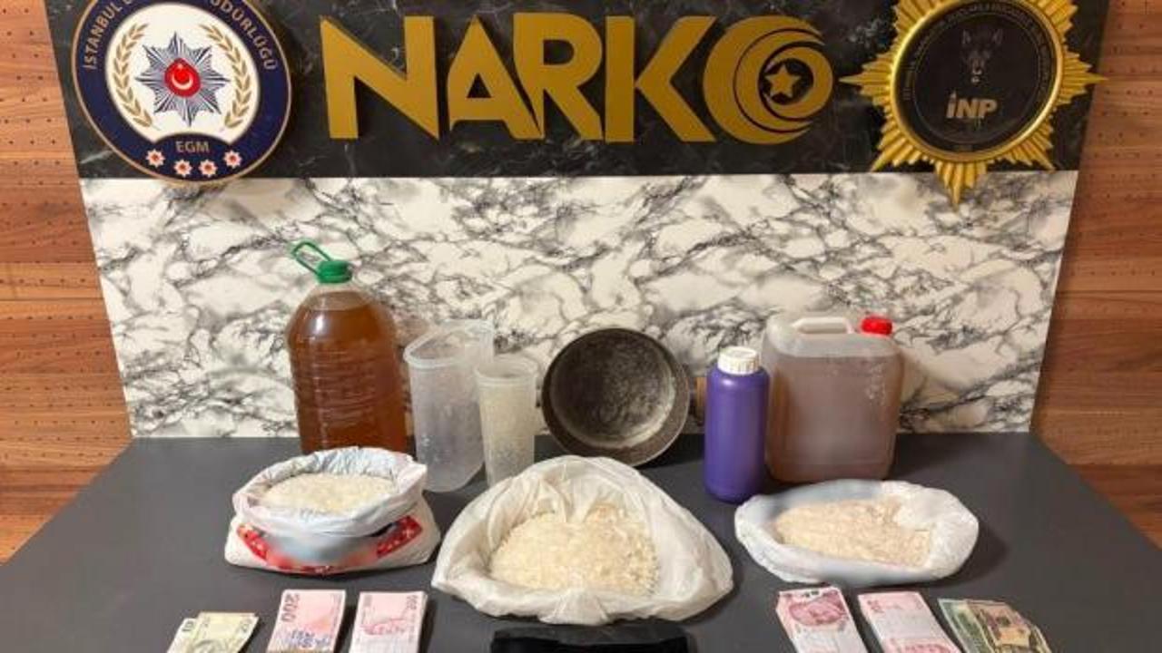 Esenyurt'ta 13 kilo 550 gram uyuşturucu ele ge&ccedil;irildi