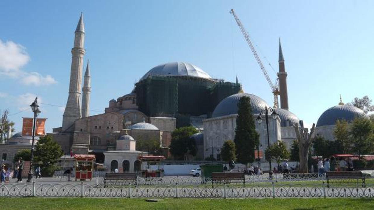 Fatih'in emanetinde tarihi seferberlik! Ayasofya'daki dev restorasyonda 3 etap tamamlandı