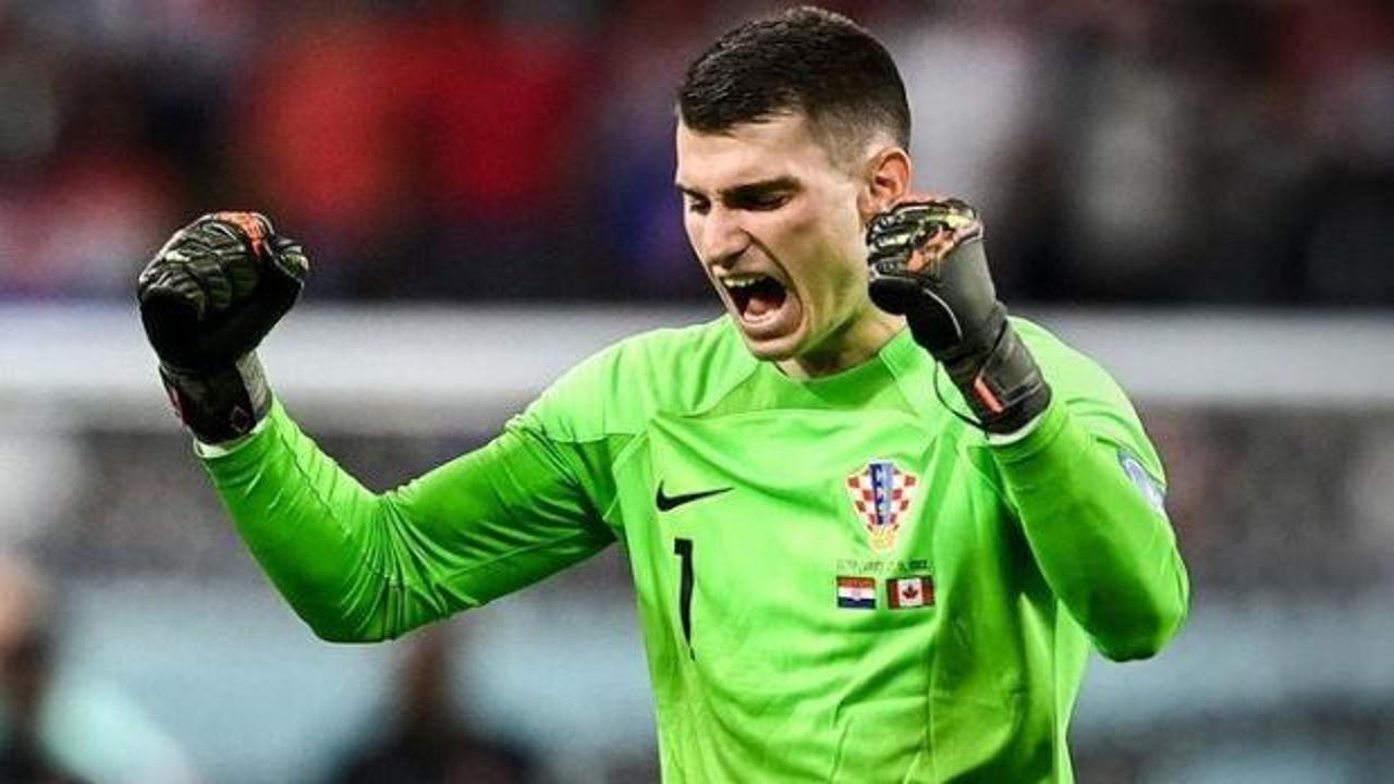 Fenerbah&ccedil;e'den Barcelona'ya transfer! İmza atmak i&ccedil;in İspanya'da