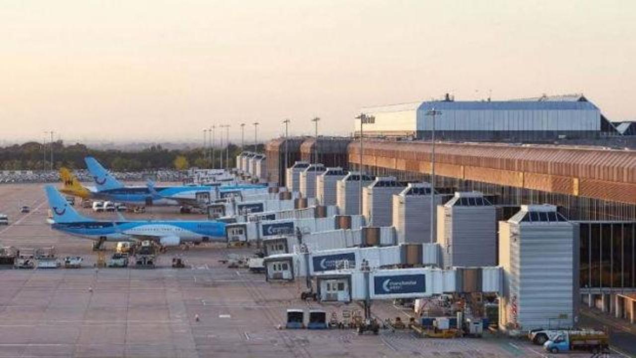 İngiltere'deki havalimanlarına siber saldırı! M&uuml;şteri verileri &ccedil;alındı