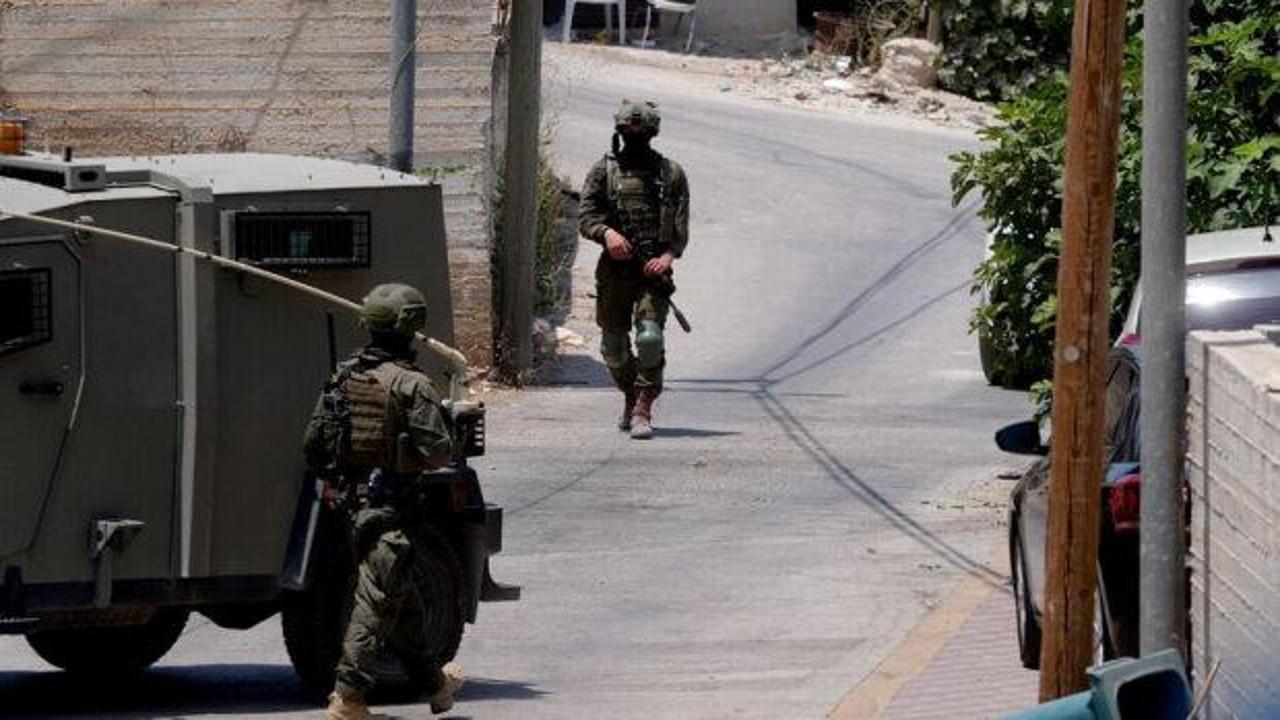 İsrail BM binasına el koyup b&ouml;lgeden &ccedil;ıkardı