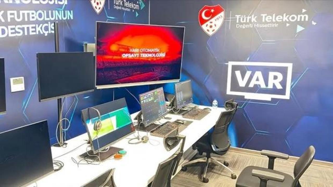 S&uuml;per Lig'de 2. haftanın VAR kayıtları a&ccedil;ıklandı