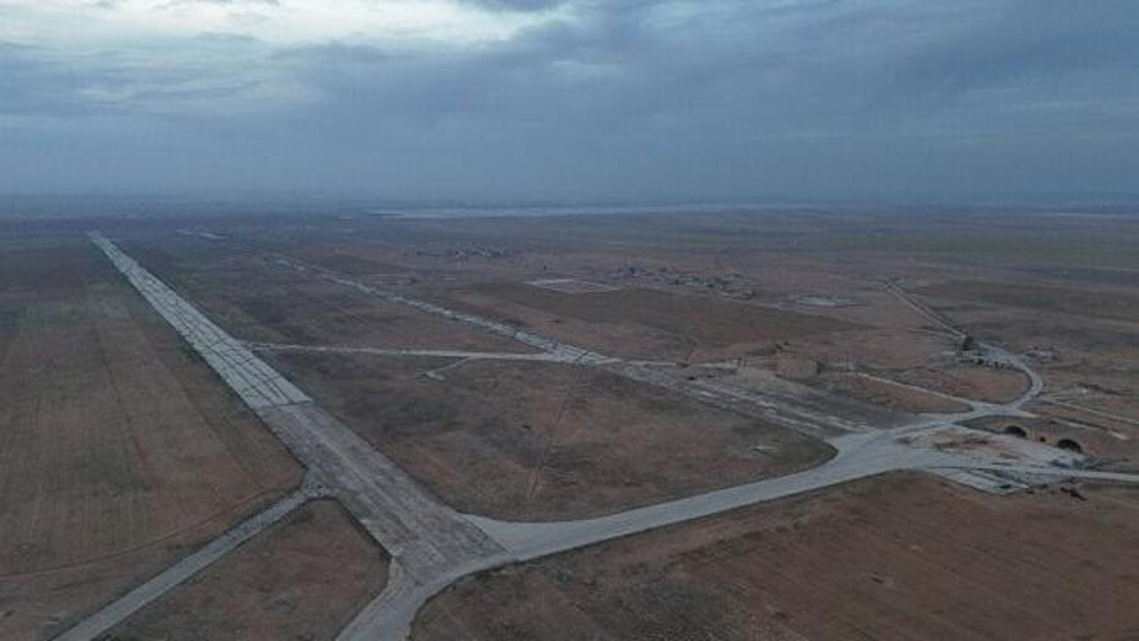 Suriye&rsquo;den İsrail&rsquo;e haritalı mesaj: İHA&rsquo;larla Ebu Zuhur &uuml;zerinde manidar mesaj! 