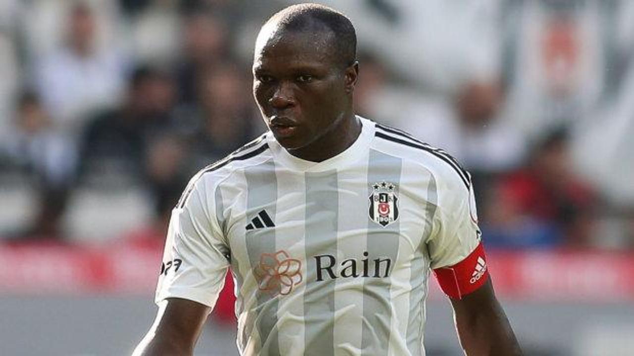 Transferde b&uuml;y&uuml;k s&uuml;rpriz! Vincent Aboubakar, TFF 1. Lig ekibine imza attı