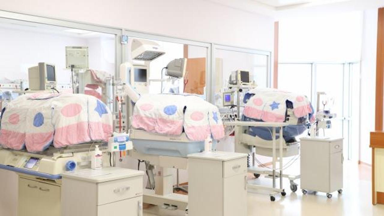 Yenidoğan &uuml;nitesinde yangın &ccedil;ıktı: 15 bebek &ouml;ld&uuml;