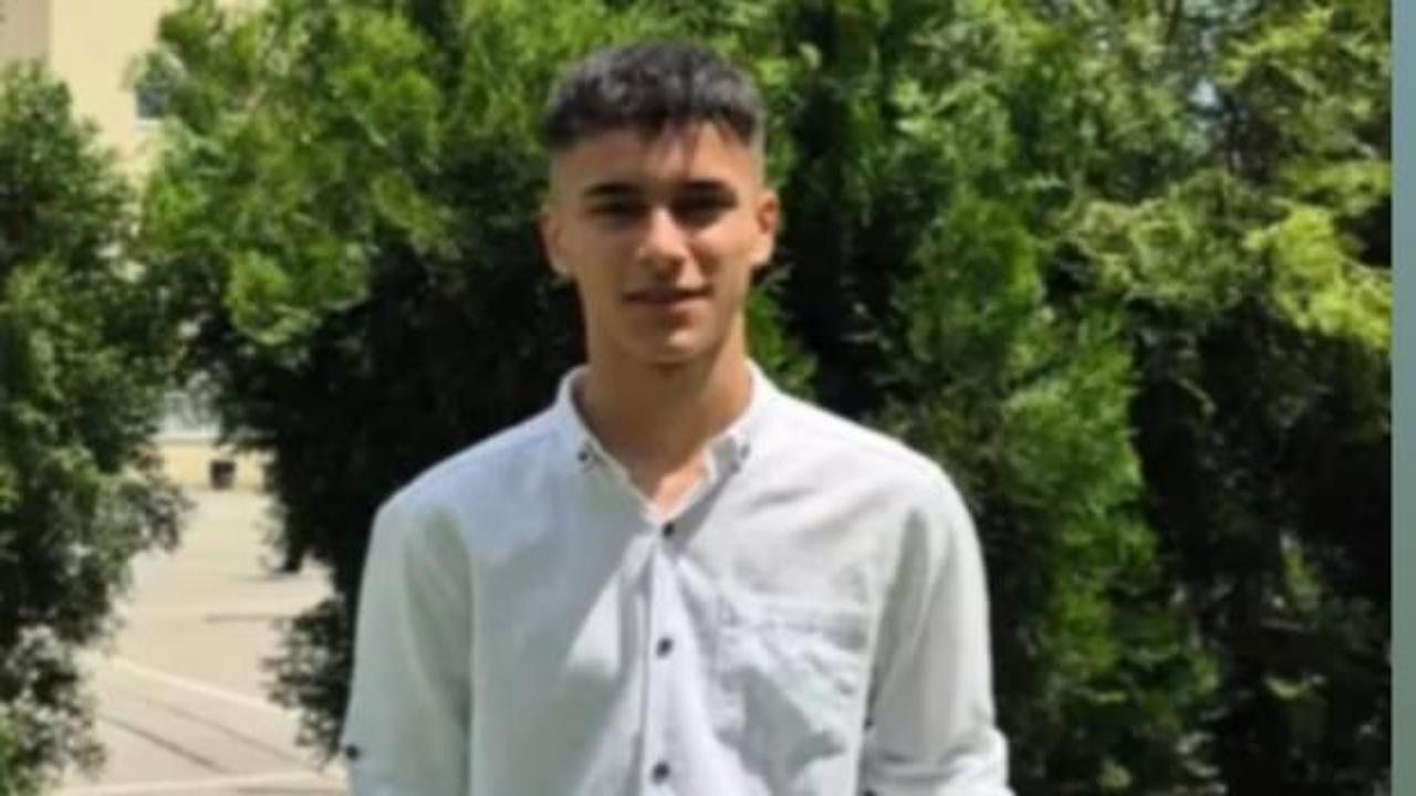 Zonguldak'ta acı olay! 19 yaşındaki Berat, odasında &ouml;l&uuml; bulundu