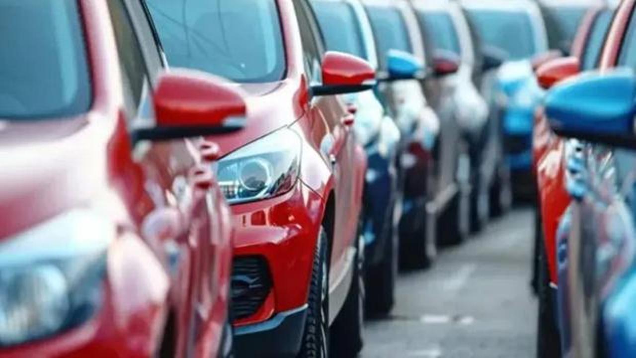 791 bin TL'lik indirim geliyor! Araba alacaklara &ouml;zel fiyatlar d&uuml;şt&uuml;