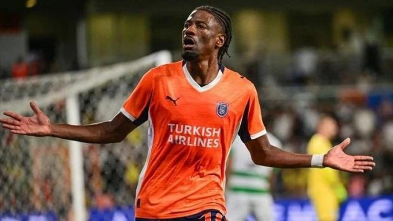 Başakşehir'de ayrılık! S&ouml;zleşmesi feshedildi