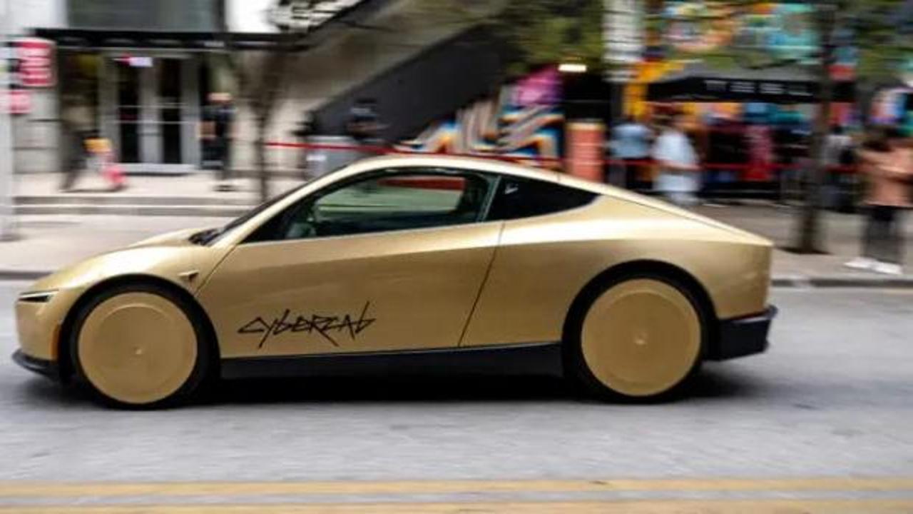 Direksiyonsuz Tesla Washington'da t&ouml;kezledi: İncelemeye alındı!