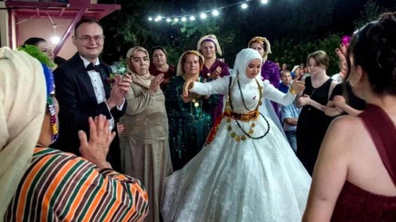 D&uuml;ğ&uuml;nden sonra altınları &ccedil;alıp ka&ccedil;mıştı: Gelinden şoke eden hamle!