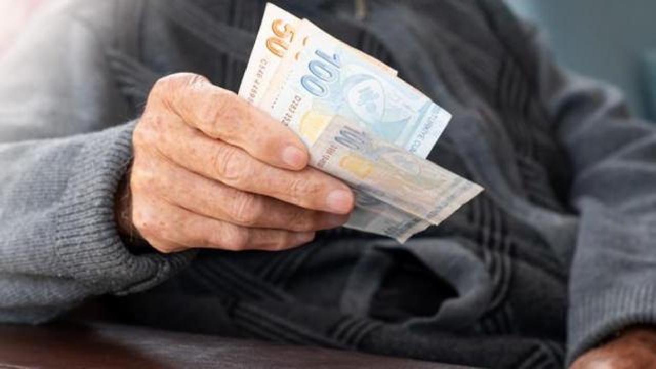 Emekliler için promosyon yarıÅı kızıÅtı: En yüksek ödemeyi hangi banka veriyor?