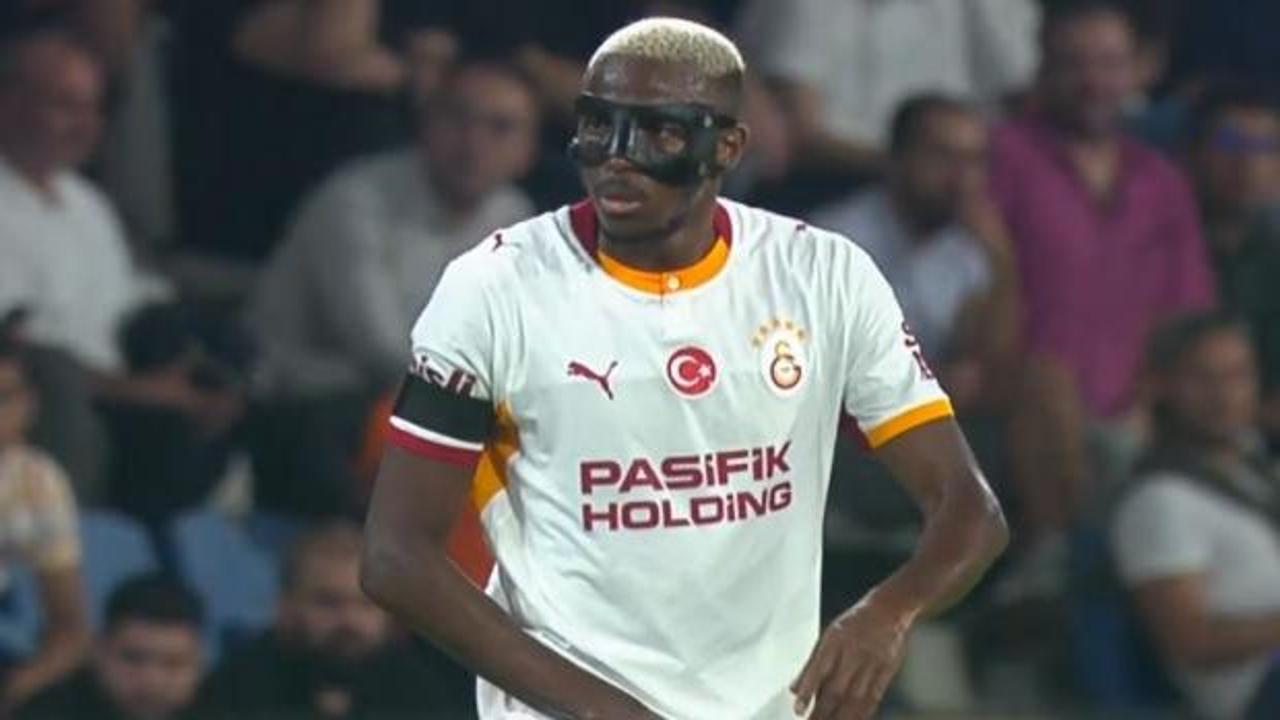 Galatasaray'da korkutan sakatlık! Osimhen ma&ccedil;a devam edemedi