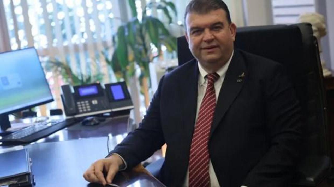 G&ouml;revden uzaklaştırılan belediye başkanının şof&ouml;r&uuml; para trafiğini anlattı