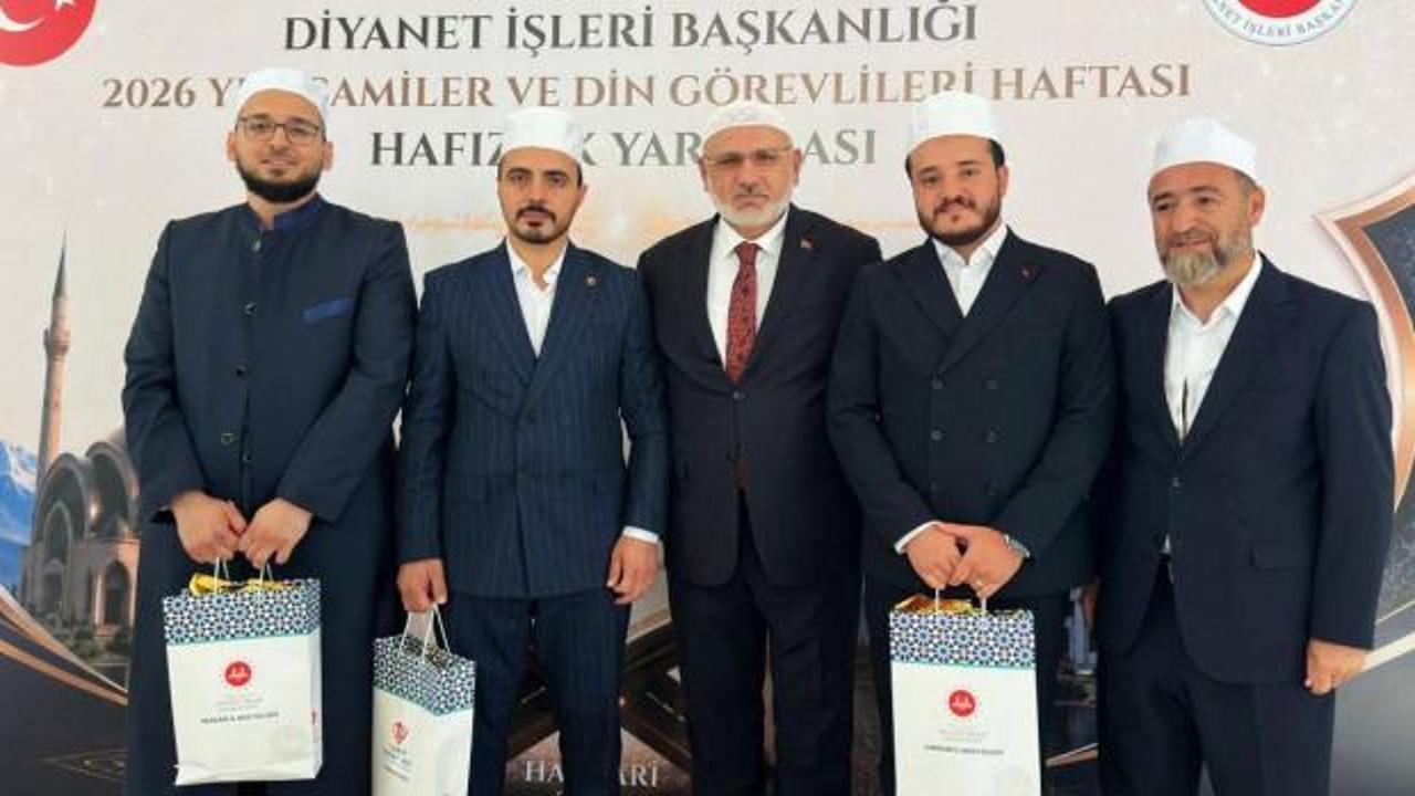 Hakkari'de "Hafızlık Yarışması Erkekler T&uuml;rkiye Finali" d&uuml;zenlendi
