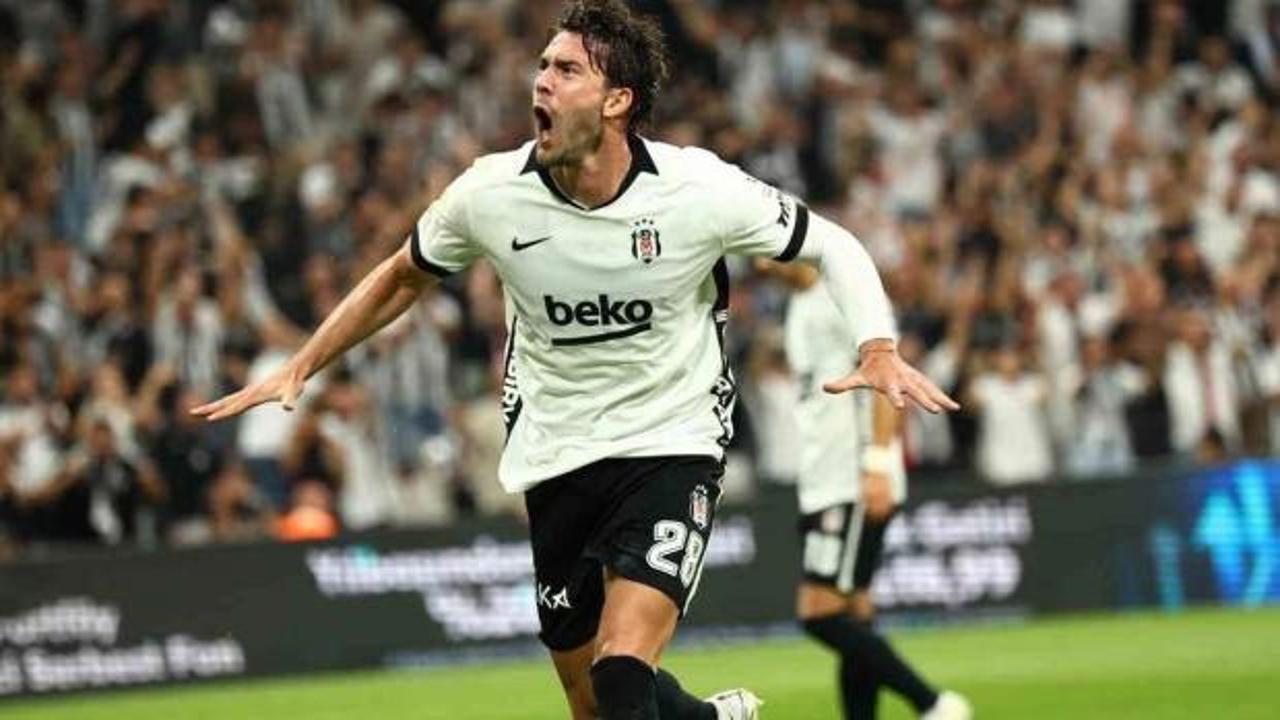 İtalyan basını Beşiktaş'ın s&uuml;per golc&uuml;s&uuml; Dusan Vlahovic'i konuşuyor! 'Şov yaptı'