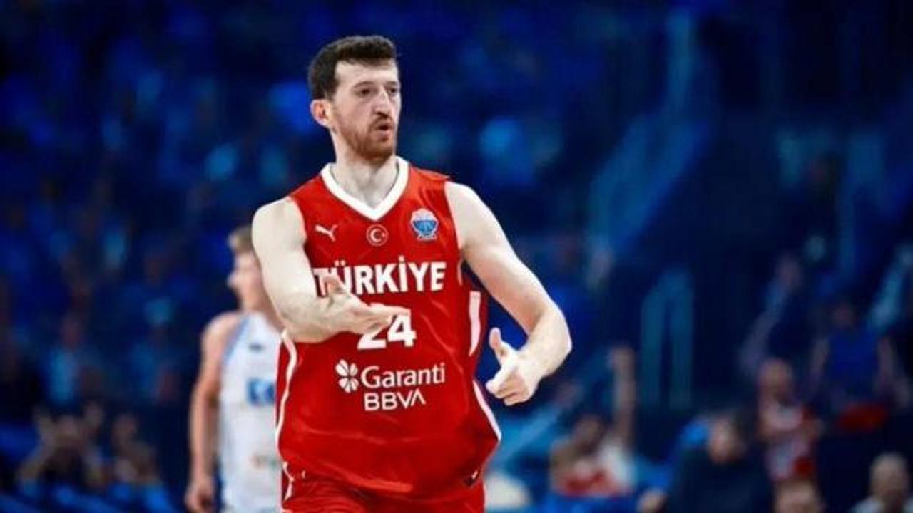 Milli basketbolcu ameliyat oldu