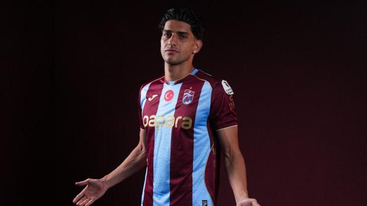 Trabzonspor, gen&ccedil; forveti resmen a&ccedil;ıkladı!