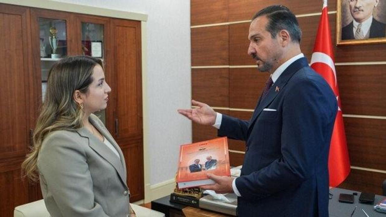 T&uuml;rkiye-Kırgızistan ilişkileri kitaplaştırıldı