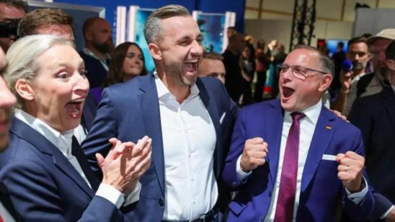 Alman basını: T&uuml;rkler Almanya'yı terk etmeyi d&uuml;ş&uuml;n&uuml;yor