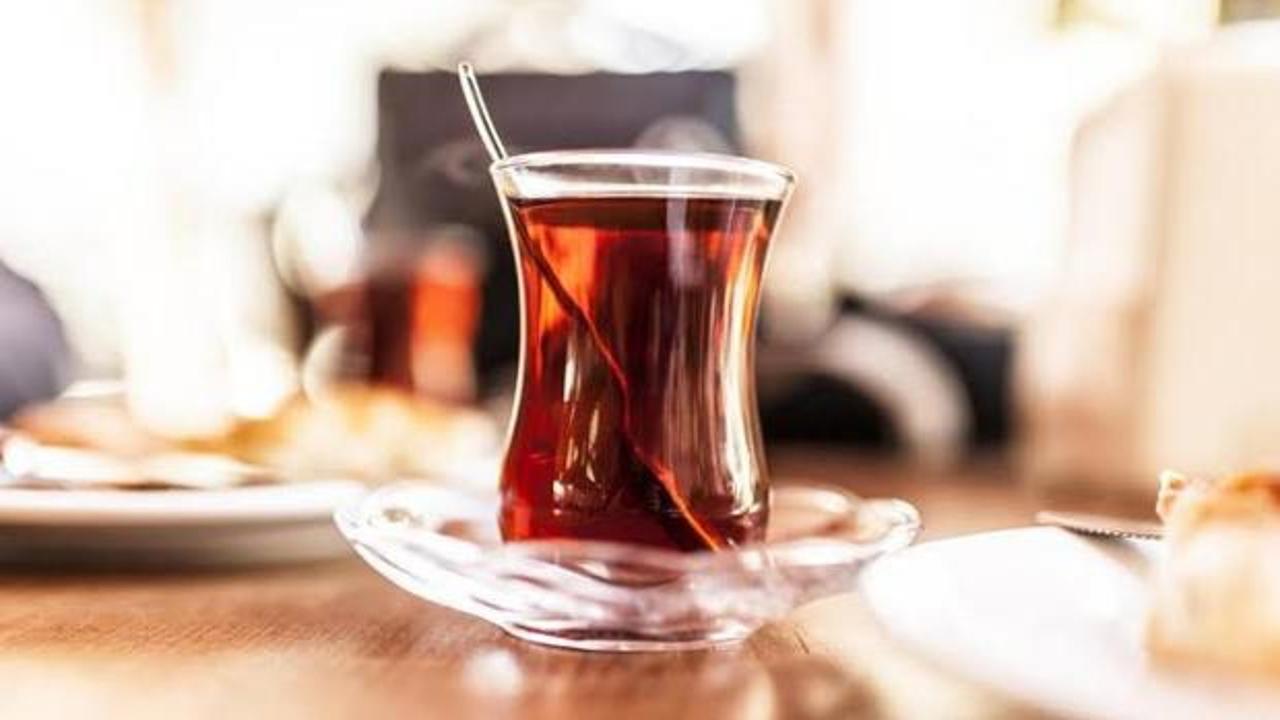 &Ccedil;ok sıcak i&ccedil;enler dikkat: Zararı a&ccedil;ığa &ccedil;ıktı! Duyanı hayrete d&uuml;ş&uuml;rd&uuml;