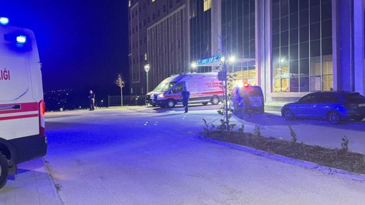 Eğlence mekanında kavga; 1 &ouml;l&uuml;, 4 yaralı