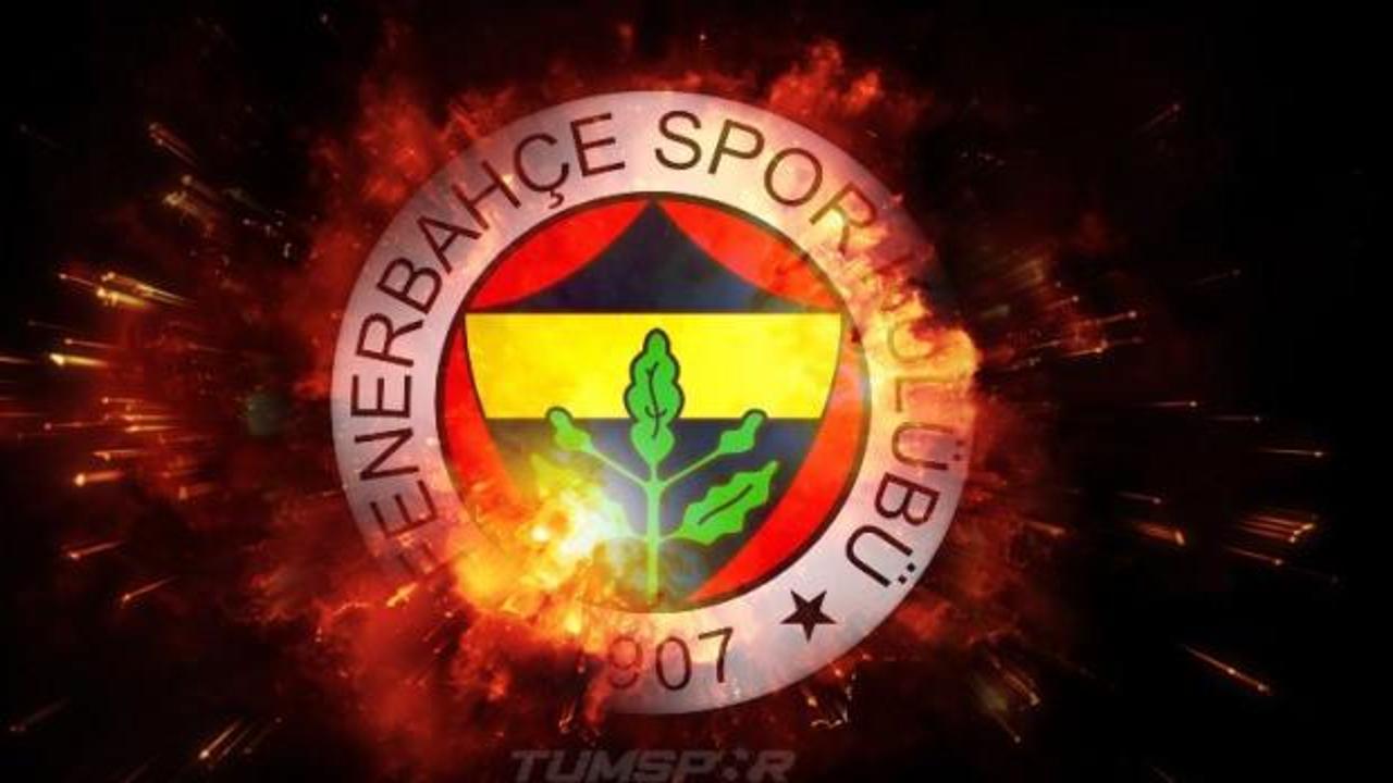 Fenerbah&ccedil;e yeni transferini a&ccedil;ıkladı!