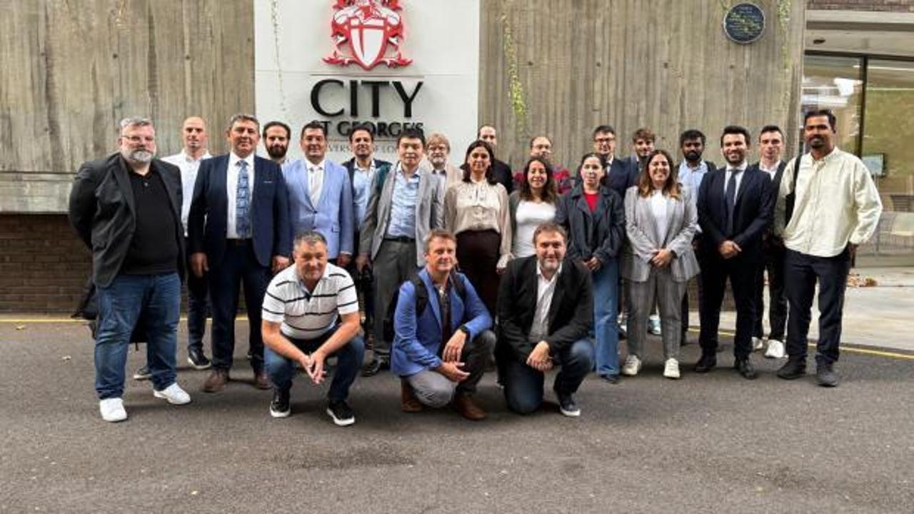 Konya B&uuml;y&uuml;kşehir&rsquo;in ortağı olduğu Remade projesinin a&ccedil;ılış toplantısı Londra&rsquo;da ger&ccedil;ekleştirildi