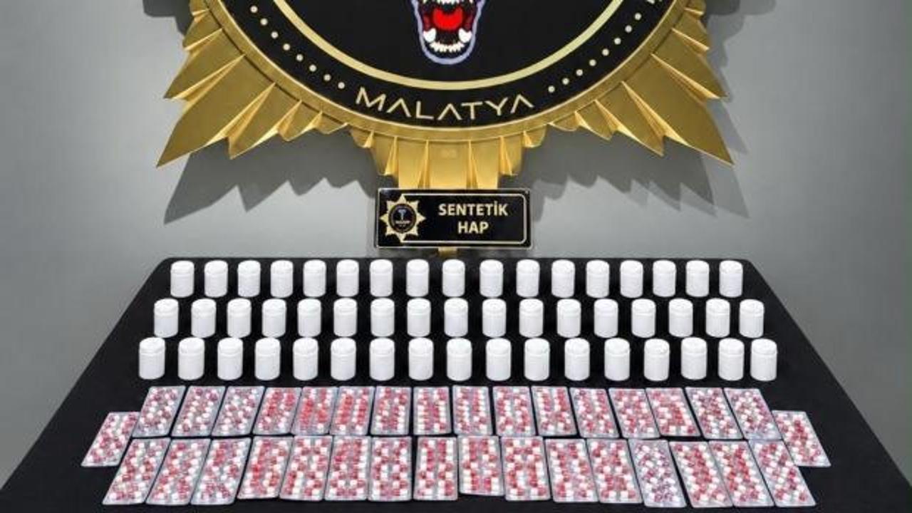 Malatya&rsquo;da torbacılara şafak darbesi: 3 mahallede binlerce sentetik hap ele ge&ccedil;irildi!