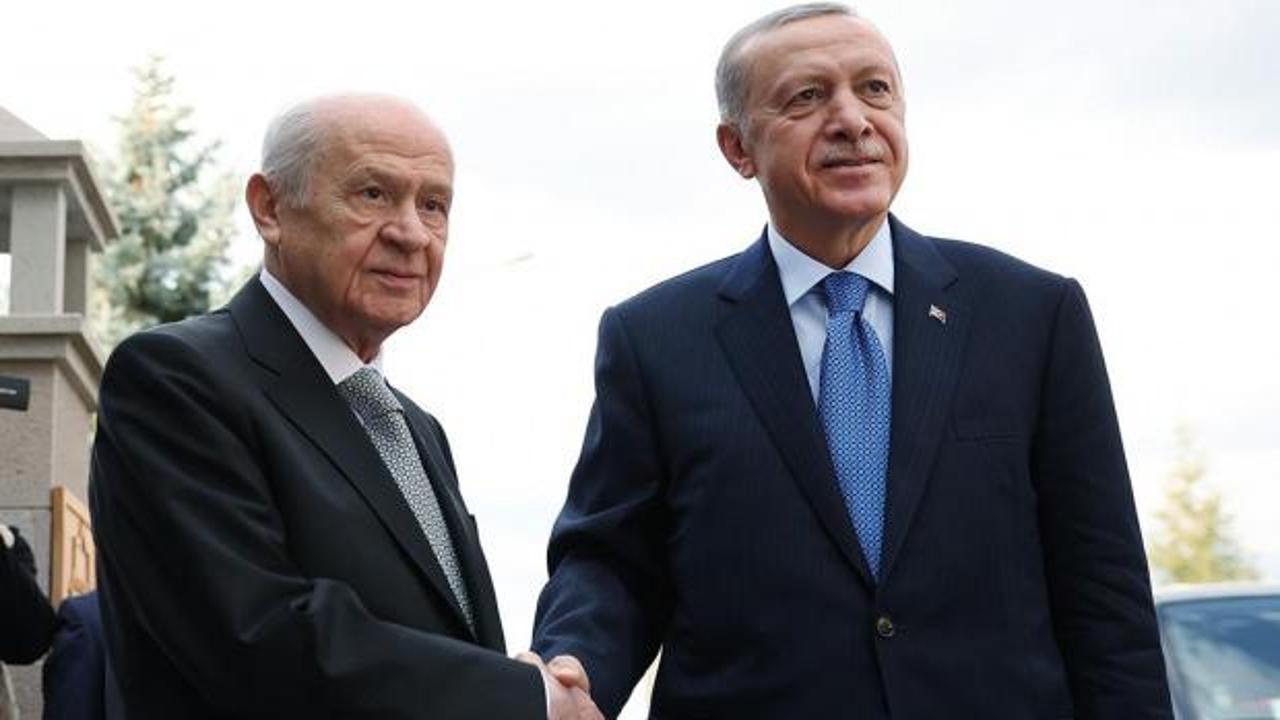 MHP'den 3 &ccedil;ocuklu ailelere m&uuml;jde: N&uuml;fus sorununa 11 maddelik neşter vurulacak