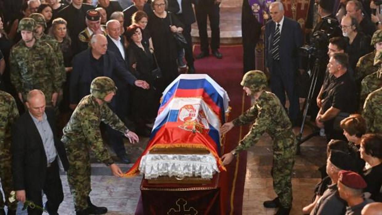 Soykırım su&ccedil;lusu Ratko Mladi&ccedil;'in cesedi Balkanları karıştırdı